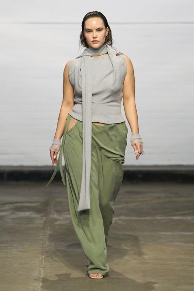 Karoline Vitto 26FW016